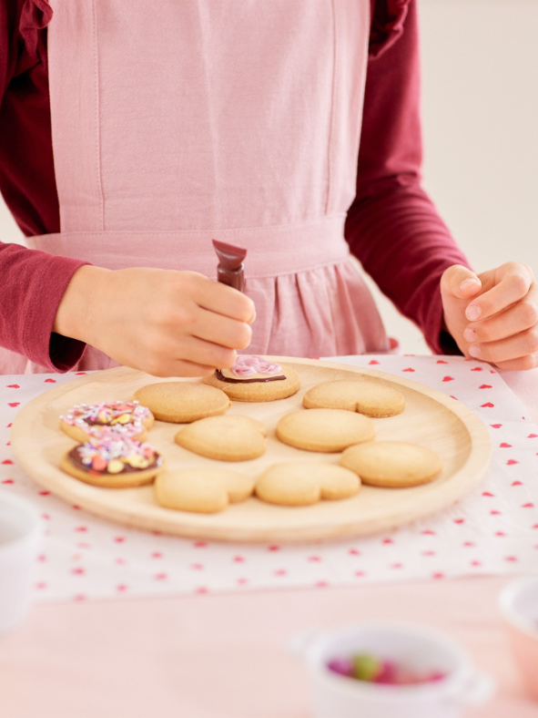 Kids' Spring Cookie Decorating
